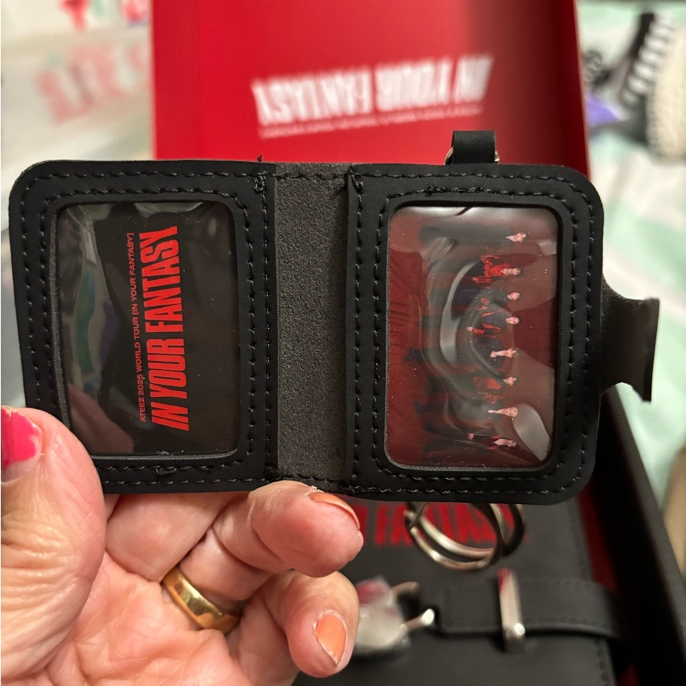 ATEEZ 2025 world tour (in your fantasy) giveaway. - Picture 4 of 8